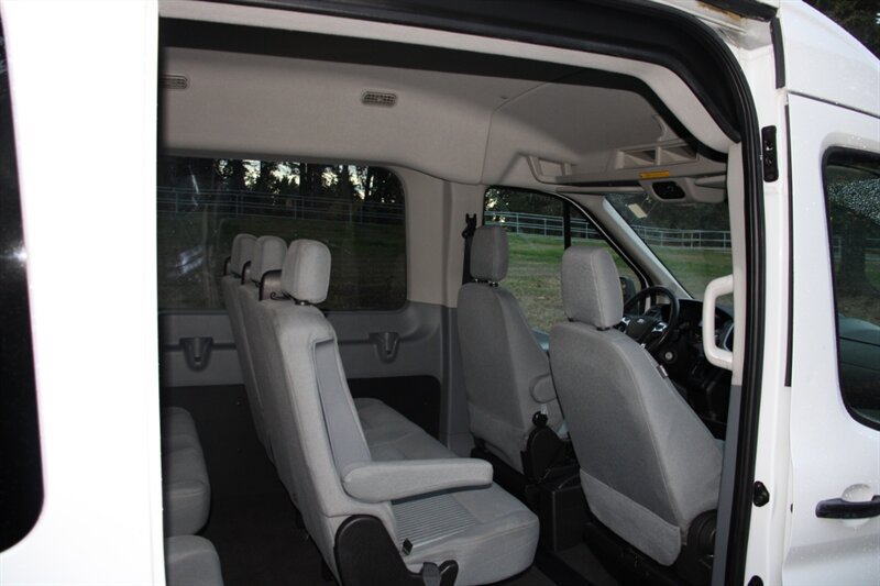 Used 2015 Ford Transit 350 XLT RWD image 17