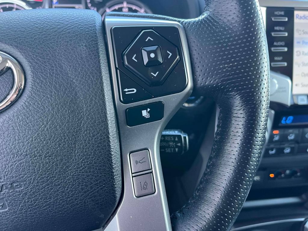 Used 2023 Toyota 4Runner Limited AWD/4WD image 30