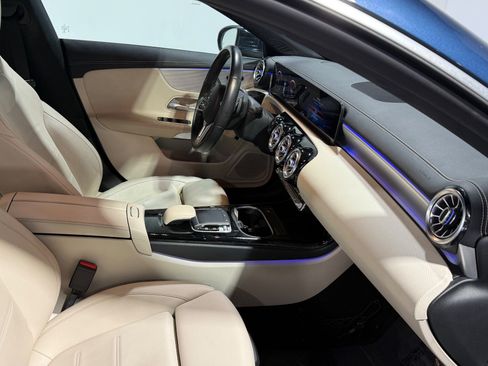 Used 2020 Mercedes-Benz CLA 250 image 38