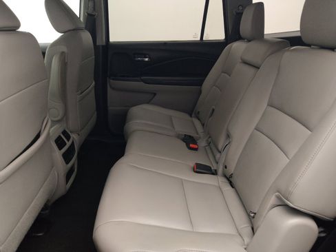 Used 2019 Honda Pilot EX-L image 18