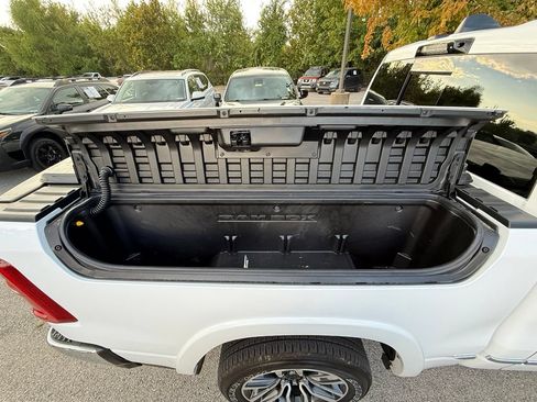 Used 2026 RAM 1500 Limited AWD/4WD image 51