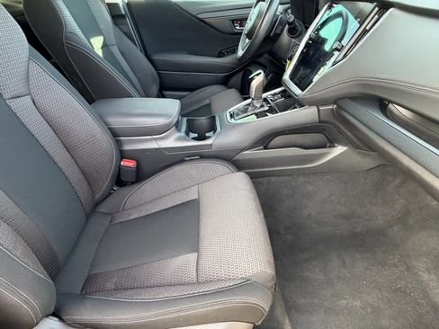 Used 2023 Subaru Outback Premium image 12
