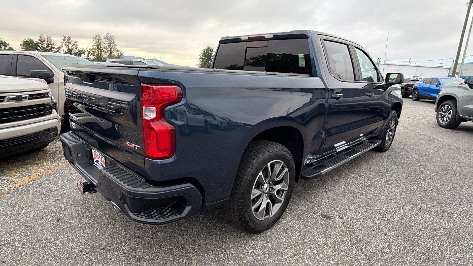 Used 2021 Chevrolet Silverado 1500 RST w/ All Star Edition Plus AWD/4WD image 8
