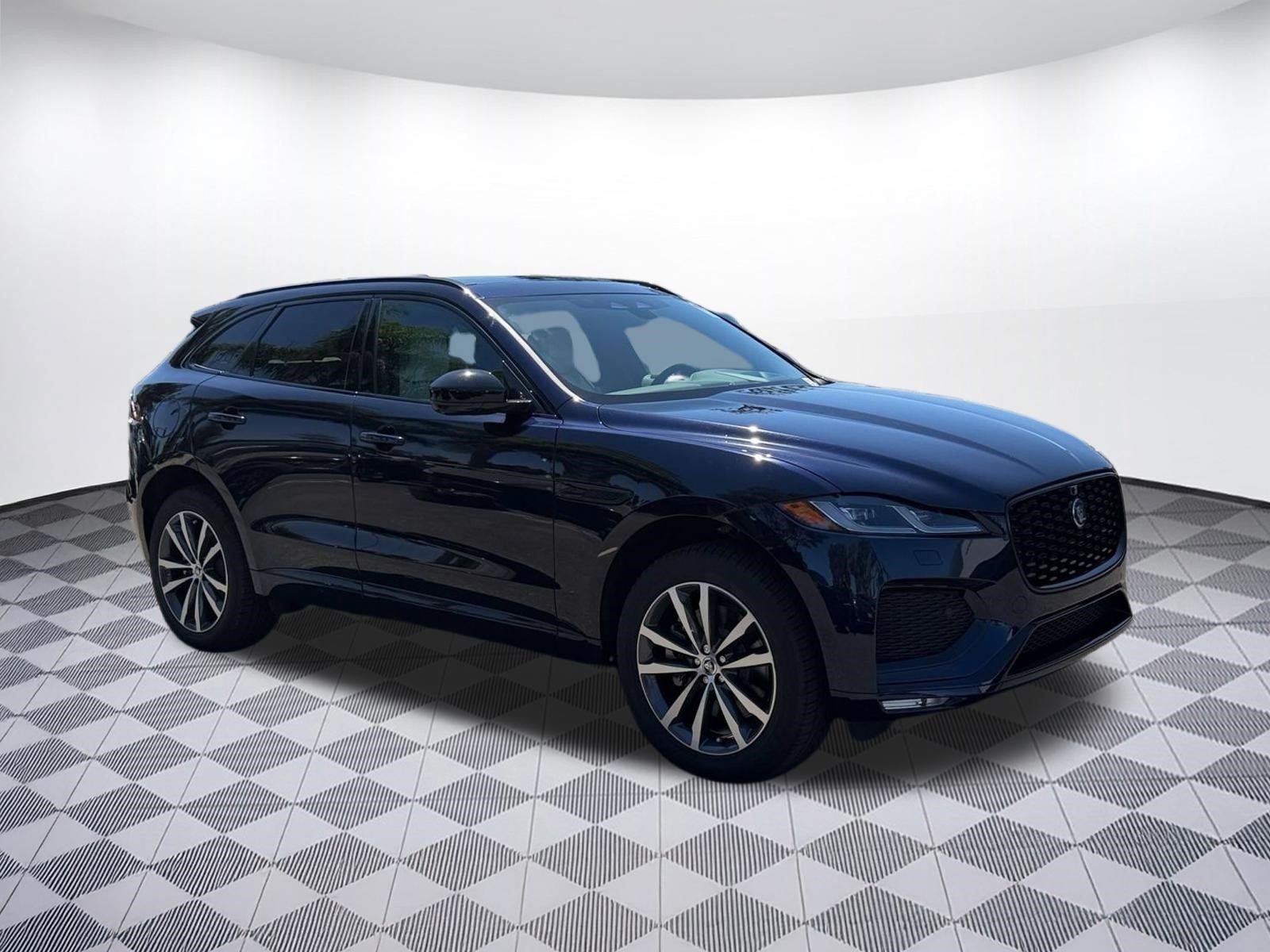 New 2026 Jaguar F-PACE R-Dynamic S AWD/4WD image 7