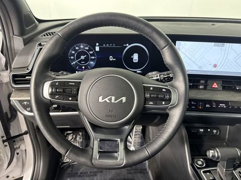 Certified 2025 Kia Sportage X-Pro Prestige AWD/4WD image 11