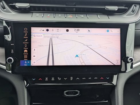 New 2026 Jeep Grand Cherokee Altitude AWD/4WD image 13