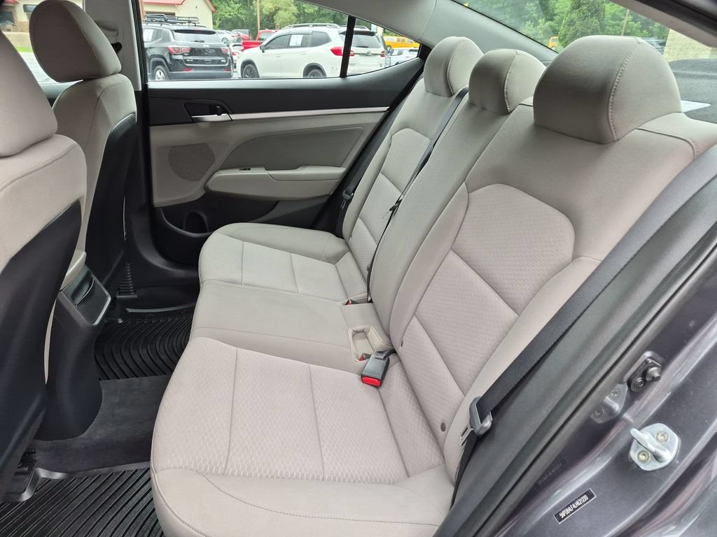 Used 2020 Hyundai Elantra Value Edition FWD image 15