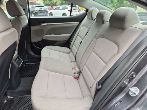 Used 2020 Hyundai Elantra Value Edition FWD image 15