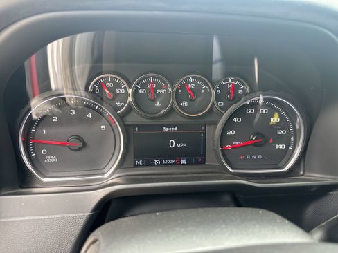 Used 2020 Chevrolet Silverado 2500 LT w/ All Star Edition AWD/4WD image 18