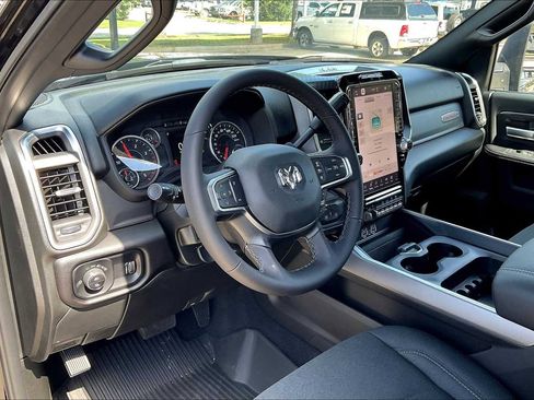 New 2025 RAM 2500 Big Horn AWD/4WD image 8