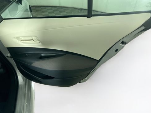 Used 2026 Toyota Corolla LE FWD image 28