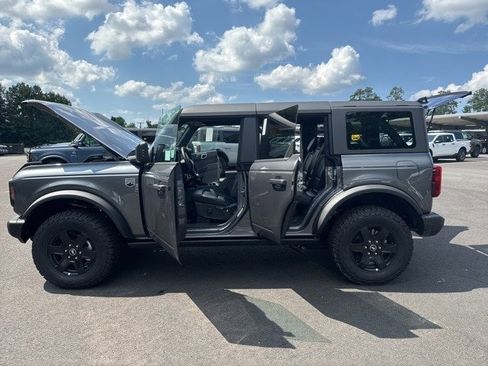 Used 2025 Ford Bronco Big Bend w/ Black Diamond Package AWD/4WD image 26