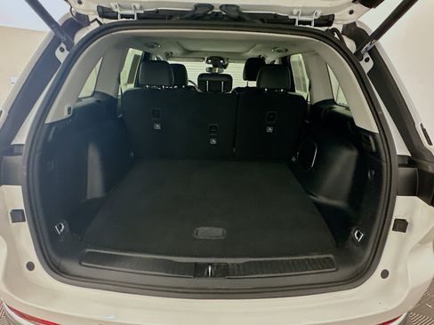 Used 2022 Jeep Grand Cherokee Limited 4xe image 31