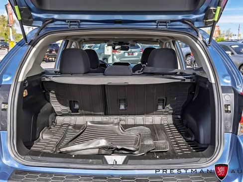 Used 2021 Subaru Crosstrek 2.0i Premium w/ Moonroof Package image 36