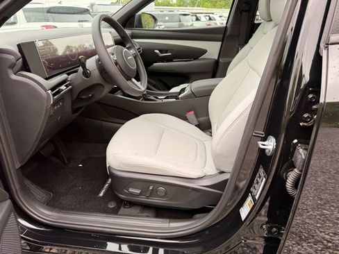 New 2025 Hyundai Santa Cruz SEL image 7