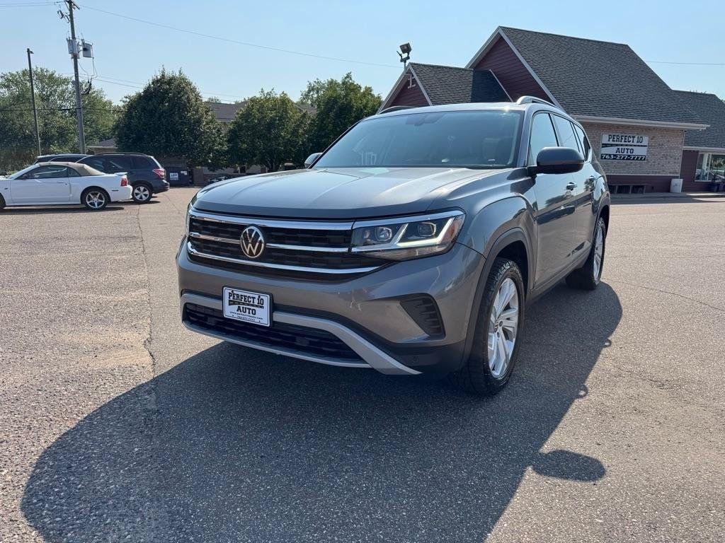 Used 2021 Volkswagen Atlas SE w/ Panoramic Sunroof Package AWD/4WD image 11