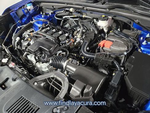 Certified 2025 Acura ADX A-Spec image 17