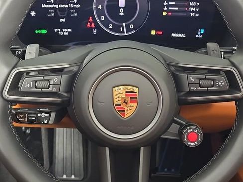 New 2026 Porsche 911 Carrera 4S image 27