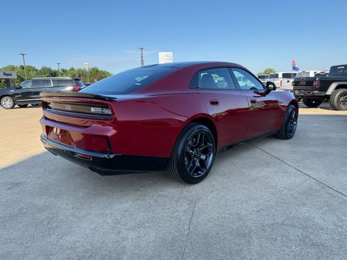 New 2026 Dodge Charger R/T AWD/4WD image 4