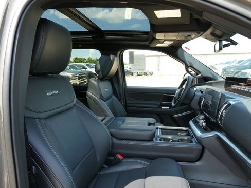New 2027 Ford Expedition Platinum w/ Stealth Appearance Package AWD/4WD image 10