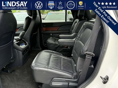 Used 2022 Lincoln Navigator Reserve image 15