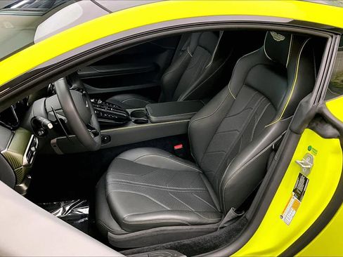 Used 2025 Aston Martin V8 Vantage image 8