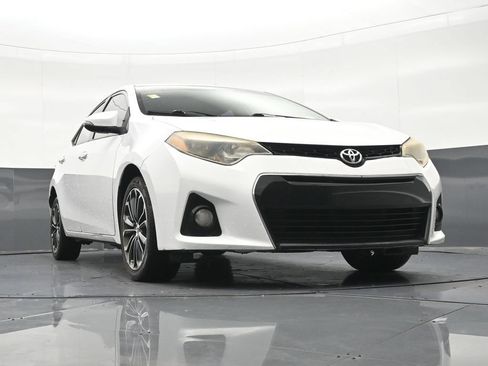 Used 2015 Toyota Corolla S FWD image 29