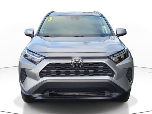 Used 2023 Toyota RAV4 XLE w/ Convenience Package FWD image 2
