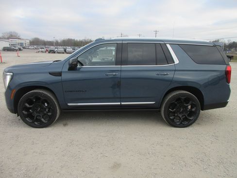 New 2026 GMC Yukon Denali image 8
