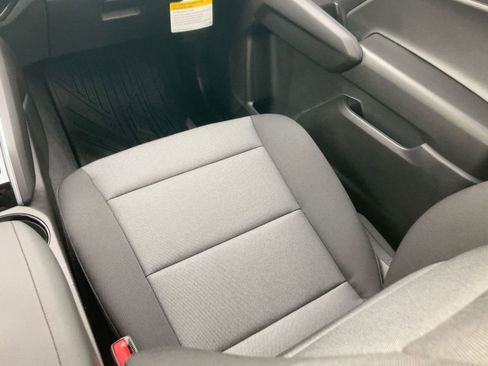 Certified 2026 Chevrolet Colorado W/T w/ WT Custom Package image 31