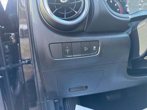 Certified 2023 Hyundai Kona SEL image 31