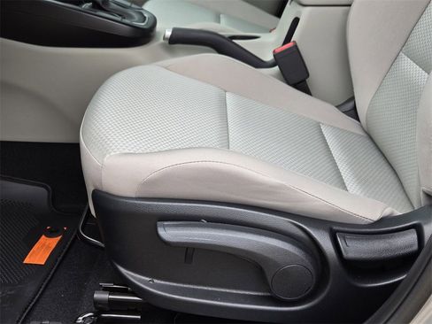 New 2025 Kia Soul LX image 17