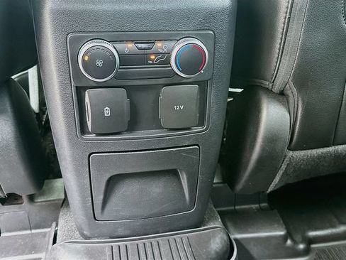 Used 2022 Ford Explorer ST-Line AWD/4WD image 29