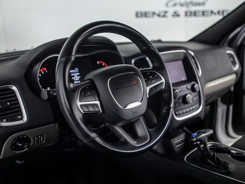 Used 2020 Dodge Durango SXT image 24