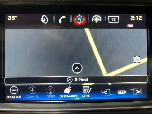 Used 2019 Cadillac XT5 Luxury w/ LPO, Black Ice Package image 9