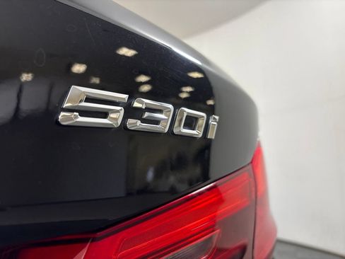 Used 2020 BMW 530i w/ Premium Package RWD image 10