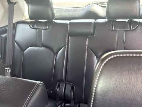 Used 2023 Honda Pilot Touring image 28