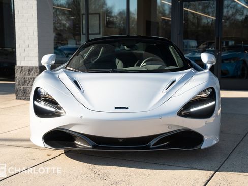 Used 2020 McLaren 720S Spider image 5