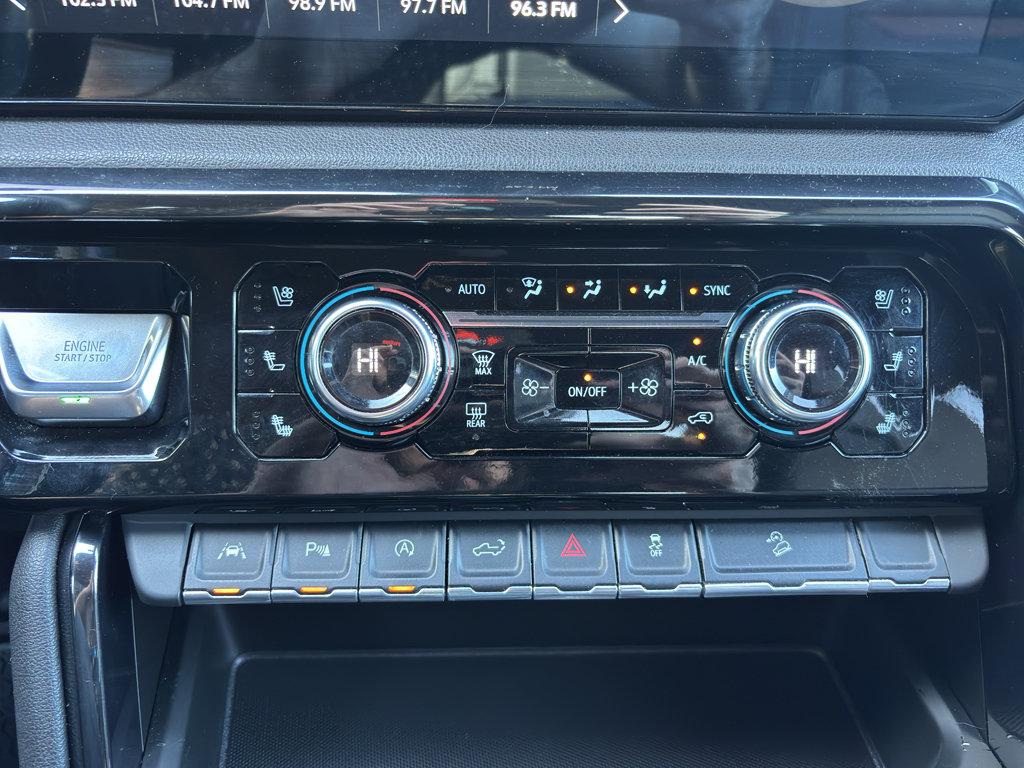Used 2023 GMC Sierra 1500 AT4 AWD/4WD image 11