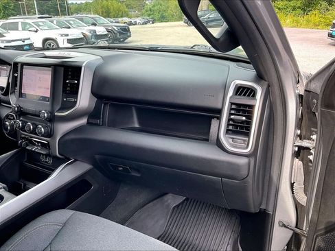 Used 2022 RAM 1500 Big Horn AWD/4WD image 12