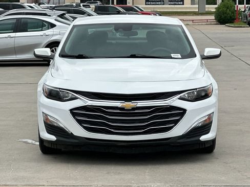 Used 2022 Chevrolet Malibu LS w/ Driver Confidence Package II FWD image 9