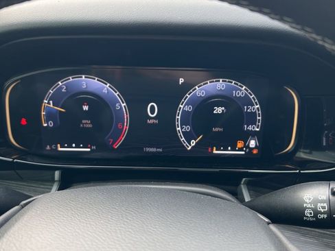 Used 2023 Jeep Wagoneer Series II w/ Premium Group I image 3