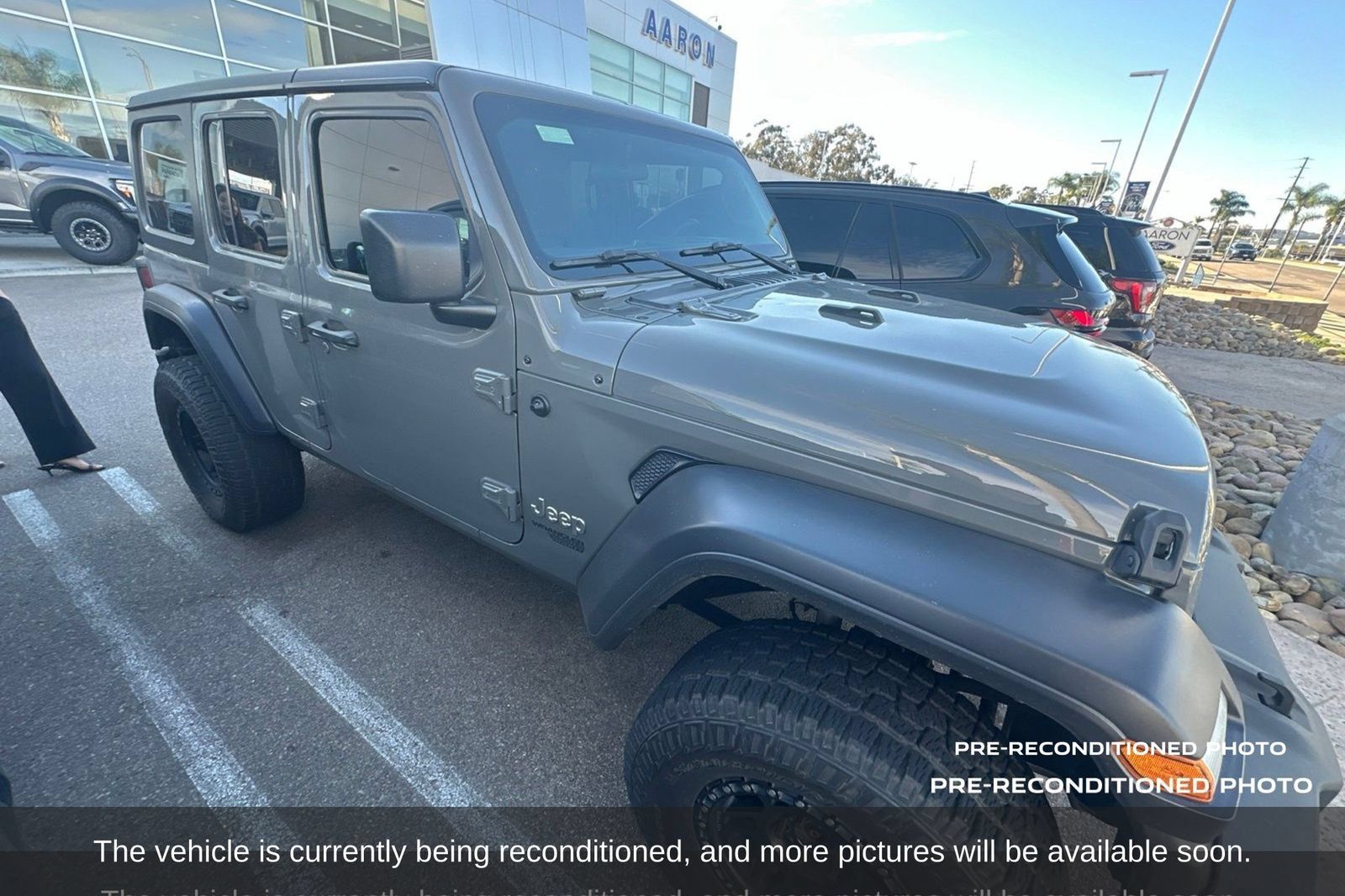 Used 2019 Jeep Wrangler Unlimited Sport S AWD/4WD image 4