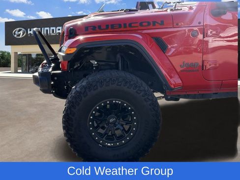 Used 2022 Jeep Wrangler Unlimited Rubicon w/ Xtreme Recon 35" Tire Package image 9