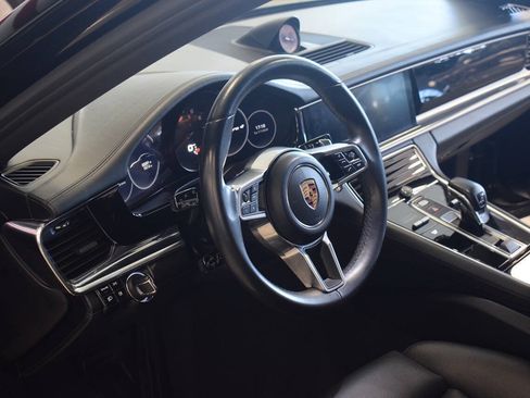 Used 2018 Porsche Panamera 4 AWD/4WD image 11
