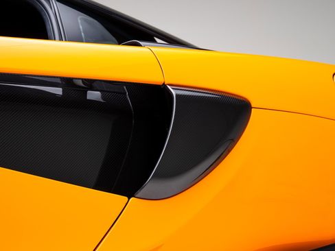 Used 2019 McLaren 600LT image 35