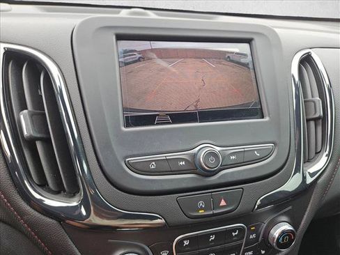 Used 2023 Chevrolet Equinox RS FWD image 21