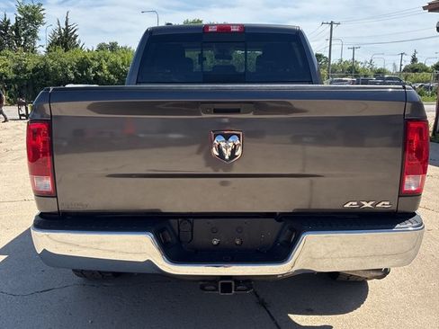 Used 2020 RAM 1500 Classic SLT AWD/4WD image 4