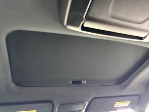 Used 2022 Honda Pilot Black Edition image 27