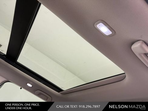 Used 2023 Honda Pilot Touring image 35